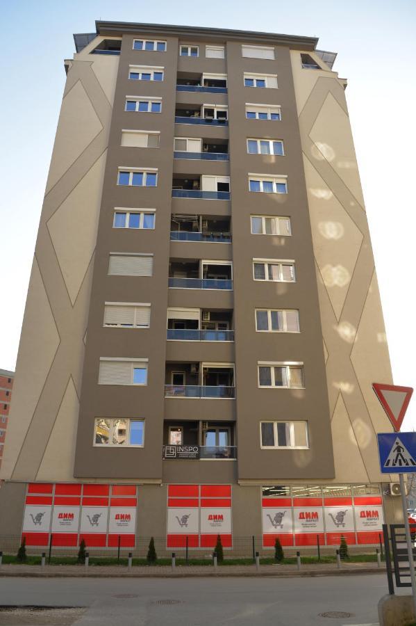 Stylish Violet & Modern Apartment Скопье Экстерьер фото